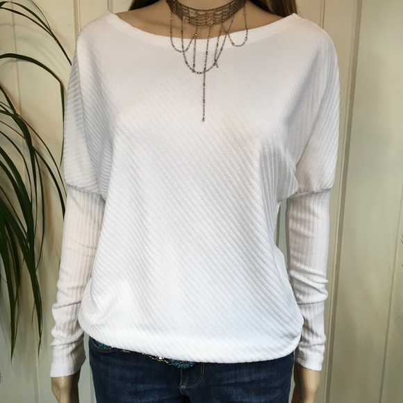 CHIC OFF SHOULDER 1 white left - Picture 3 of 6